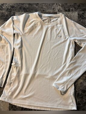 Under Armour Women's Long Sleeve Performance Shirt - White